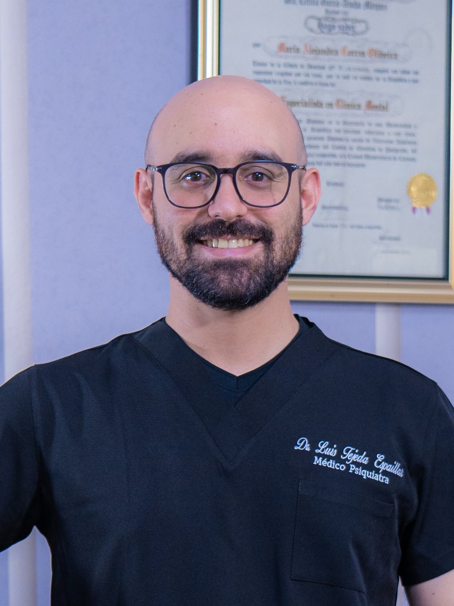 Dr. Luis Tejeda